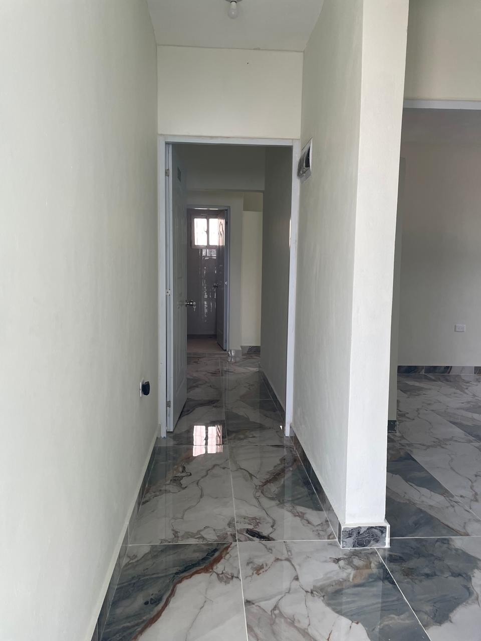 Alquiler Hermoso y espacioso Apartamento en los Maestros  Barahona Foto 7319617-9.jpg