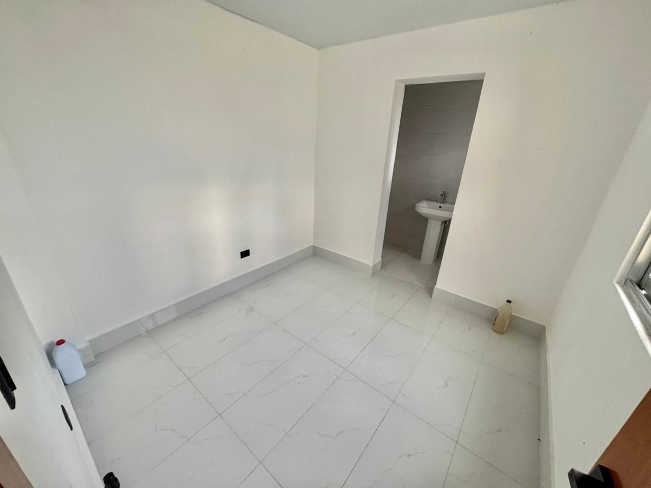 Casa Nueva en Venta COLINAS DEL OESTE RD35500000.00 Mantenimiento RD30 Foto 7319625-7.jpg