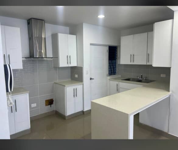 Apartamento en alquiler en exclusiva urbanización.  Foto 7319746-3.jpg
