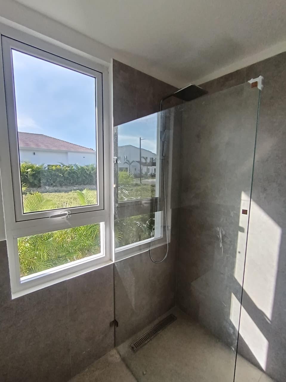 Vendo villa en la romana Foto 7319832-2.jpg