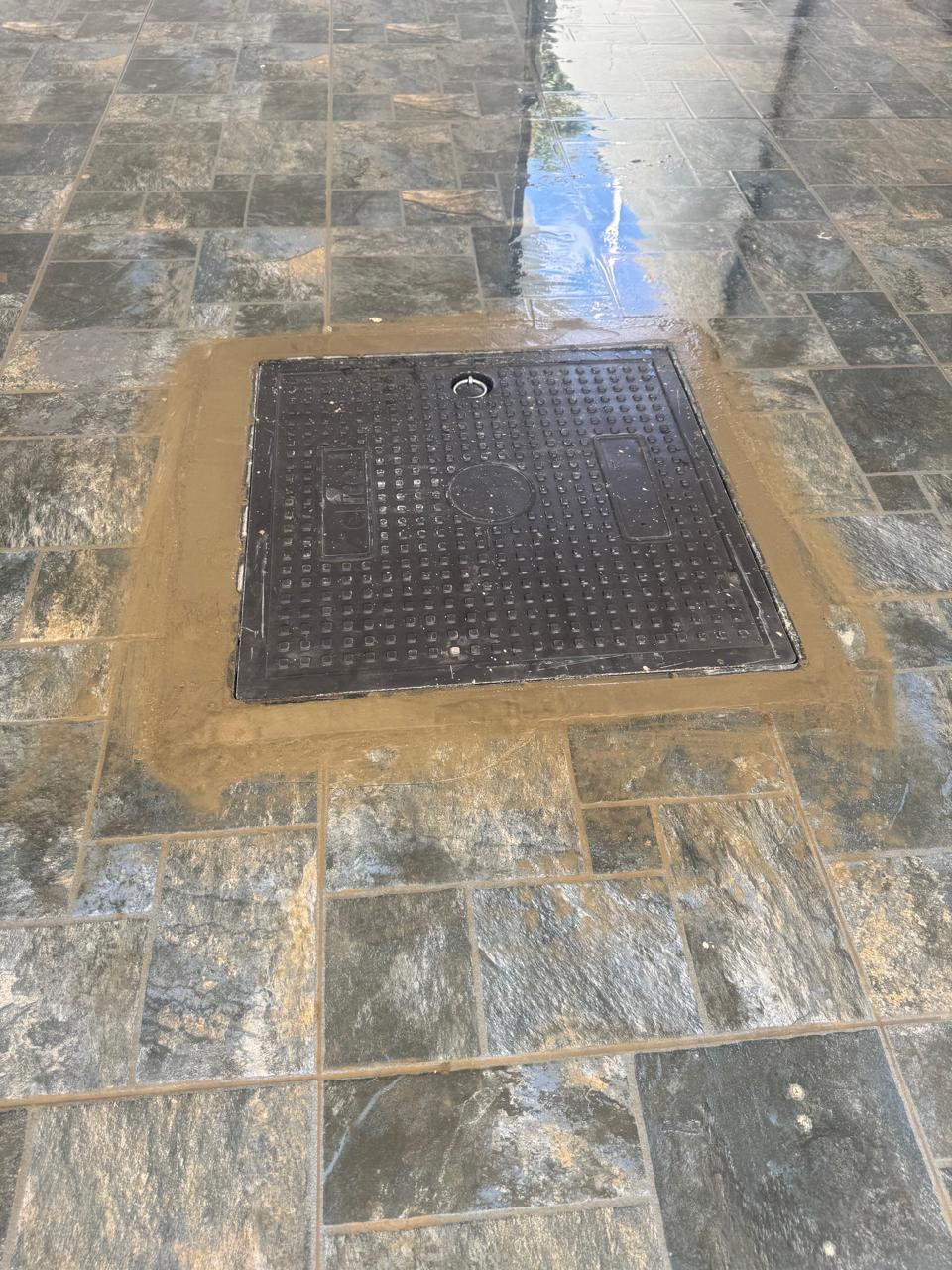 VENTA Y SERVICIOS DE TAPA Soluciones resistentes y de calidad para tus Foto 7319990-3.jpg