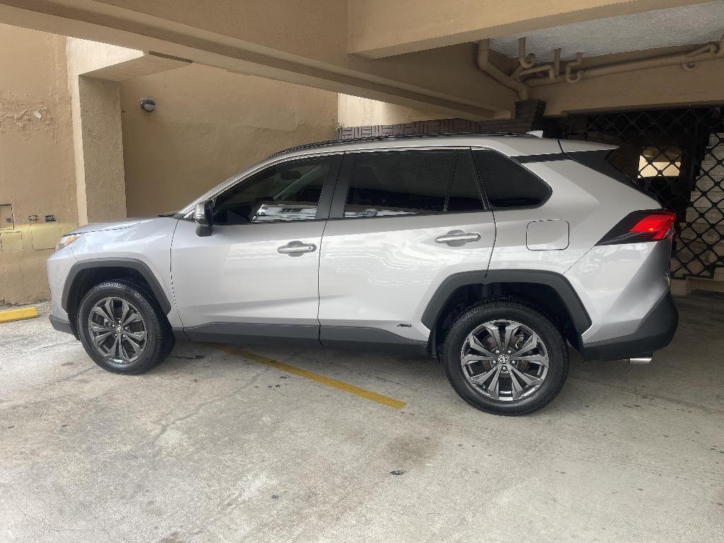 Toyota Rav4 Híbrido XLE full 4x4 automático nueva  Foto 7320063-1.jpg