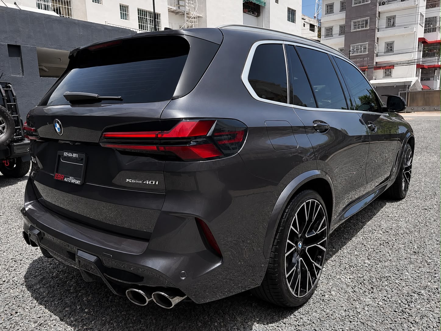 BMW X5 40i Kit M Competition 2021 Foto 7320390-3.jpg