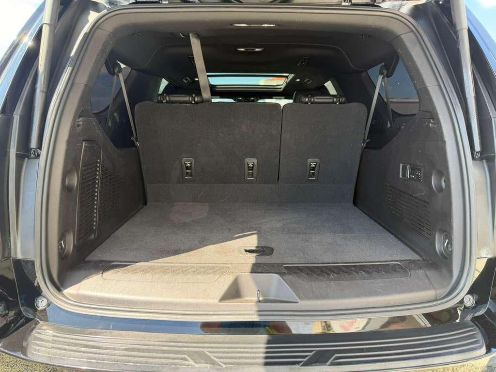 Chevrolet Suburban LTZ 2021  Foto 7320391-8.jpg