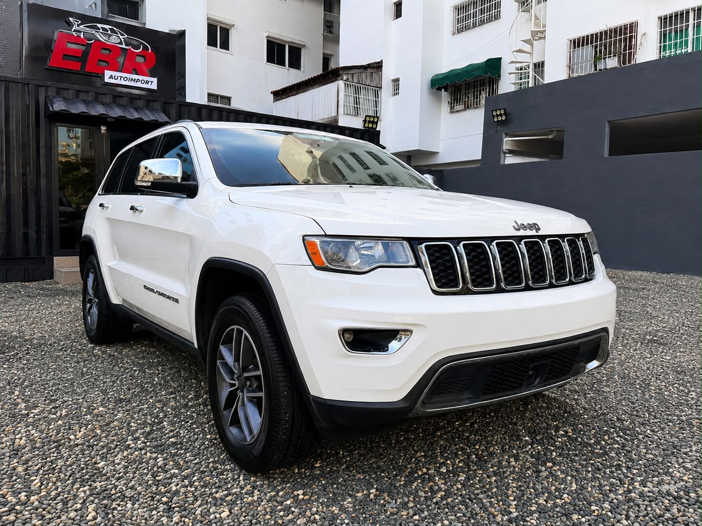 Jeep Grand Cherokee Limited 2020 Foto 7320398-1.jpg