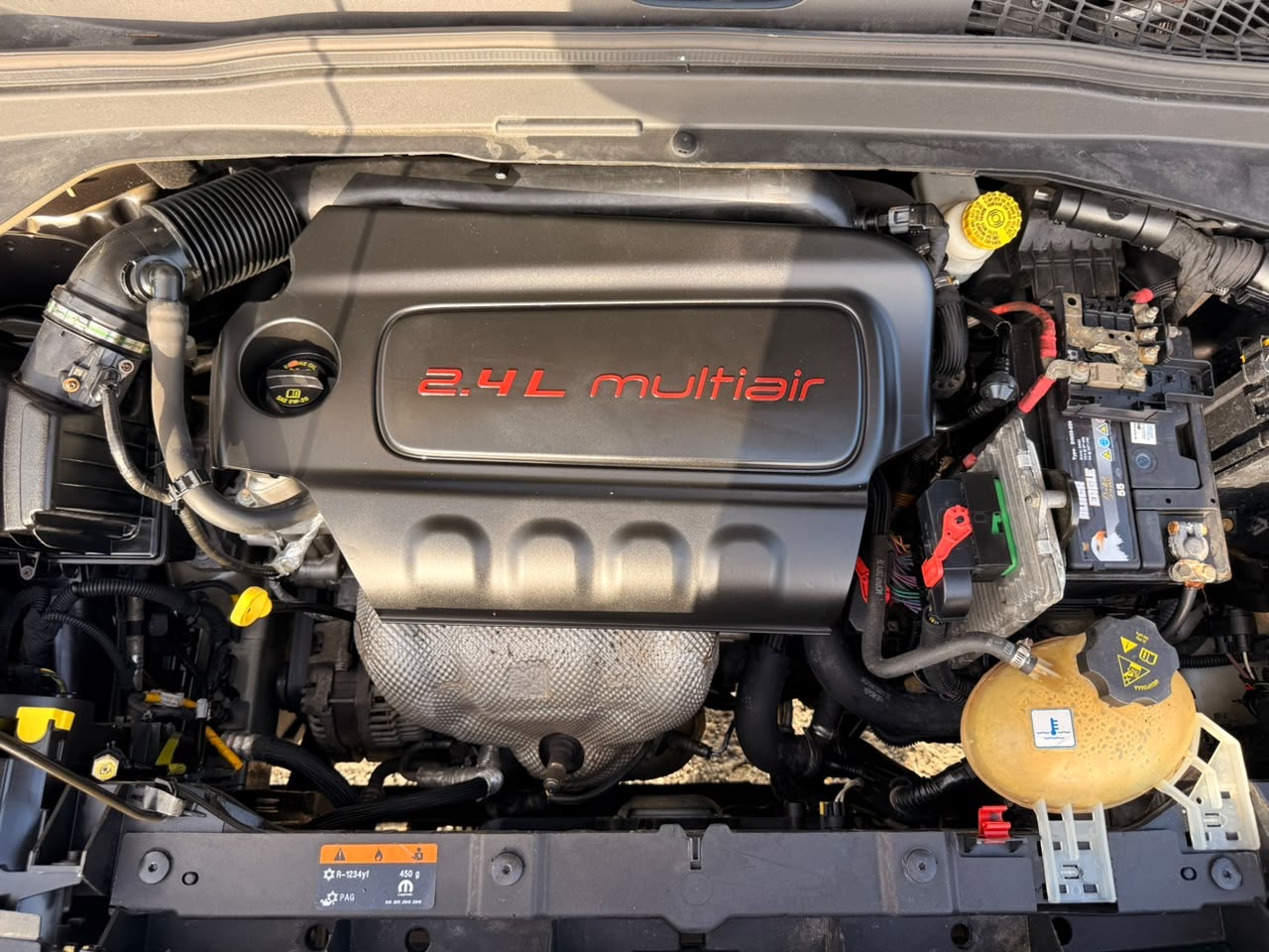 Jeep Renegade Latitude 2017 Foto 7320411-11.jpg