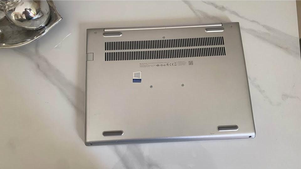 HP ProBook 430 G7  i7 10. Gen 1.8 GHz  16GB DDR4  256GB SSD  Teclado R Foto 7320807-4.jpg