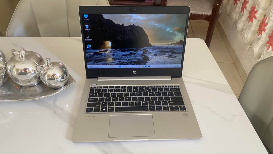 HP ProBook 430 G7  i7 10. Gen 1.8 GHz  16GB DDR4  256GB SSD  Teclado R Foto 7320807-6.jpg