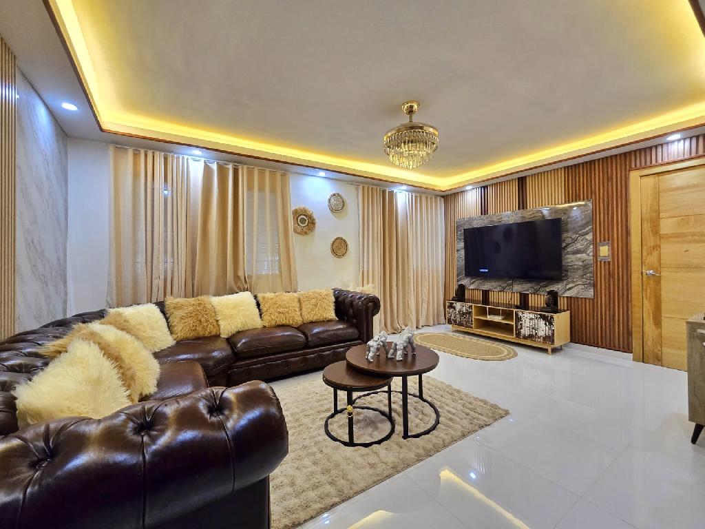 Apartamento en Alquiler Amueblado en San Isidro 1er Piso con Patio cer Foto 7320819-1.jpg