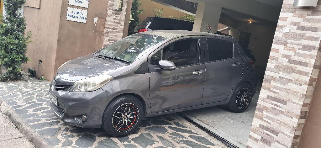 Toyota Vitz 2014 Aros Radio Android Foto 7320910-2.jpg