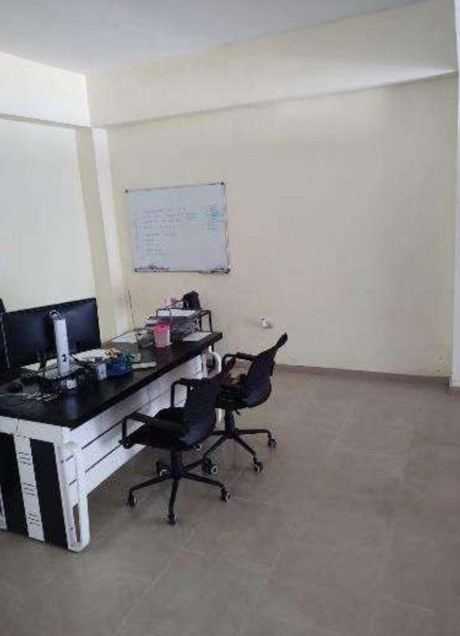 Vendo Local Comercial de 485 Mts.2 en Av. Estados Unidos BAVARO por de Foto 7321046-4.jpg