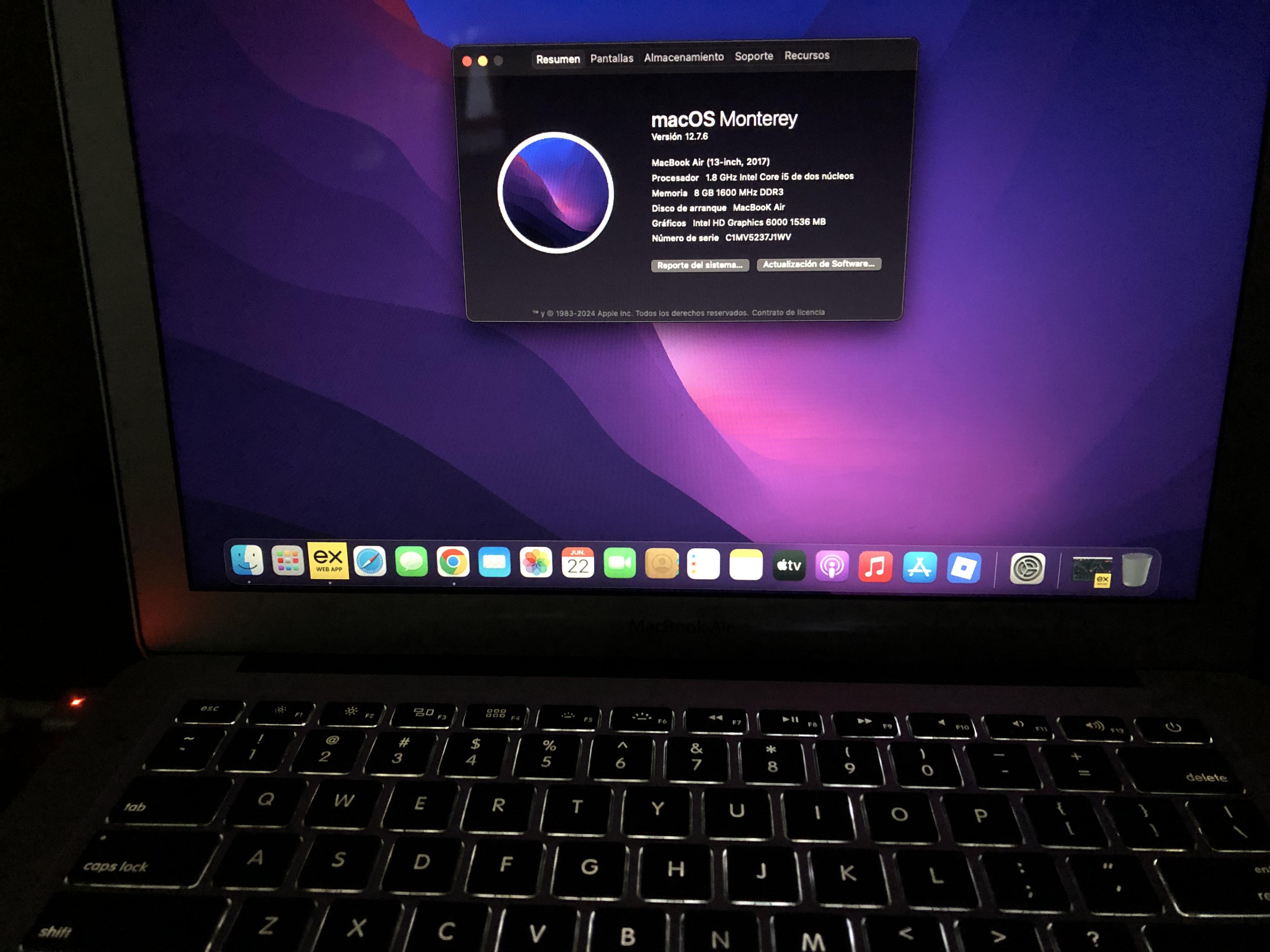 Vendó Apple MAC BOOK AIR 13” i5 4r 2017 es para piezas dejo de prender Foto 7321265-12.jpg