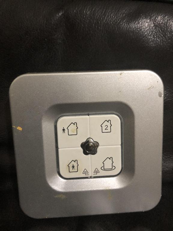 Vendo alarma con Camara de seguridad para casa o local comercial  Foto 7321270-1.jpg