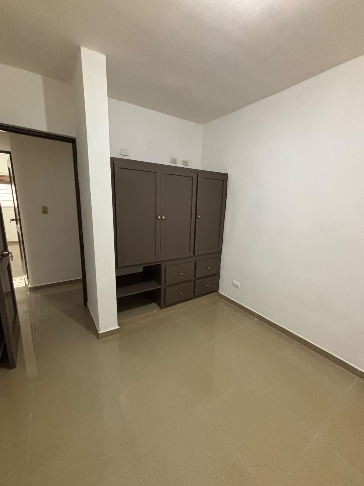 Hermoso Apartamento 3H en Alquiler Santo Domingo Este Foto 7321275-3.jpg