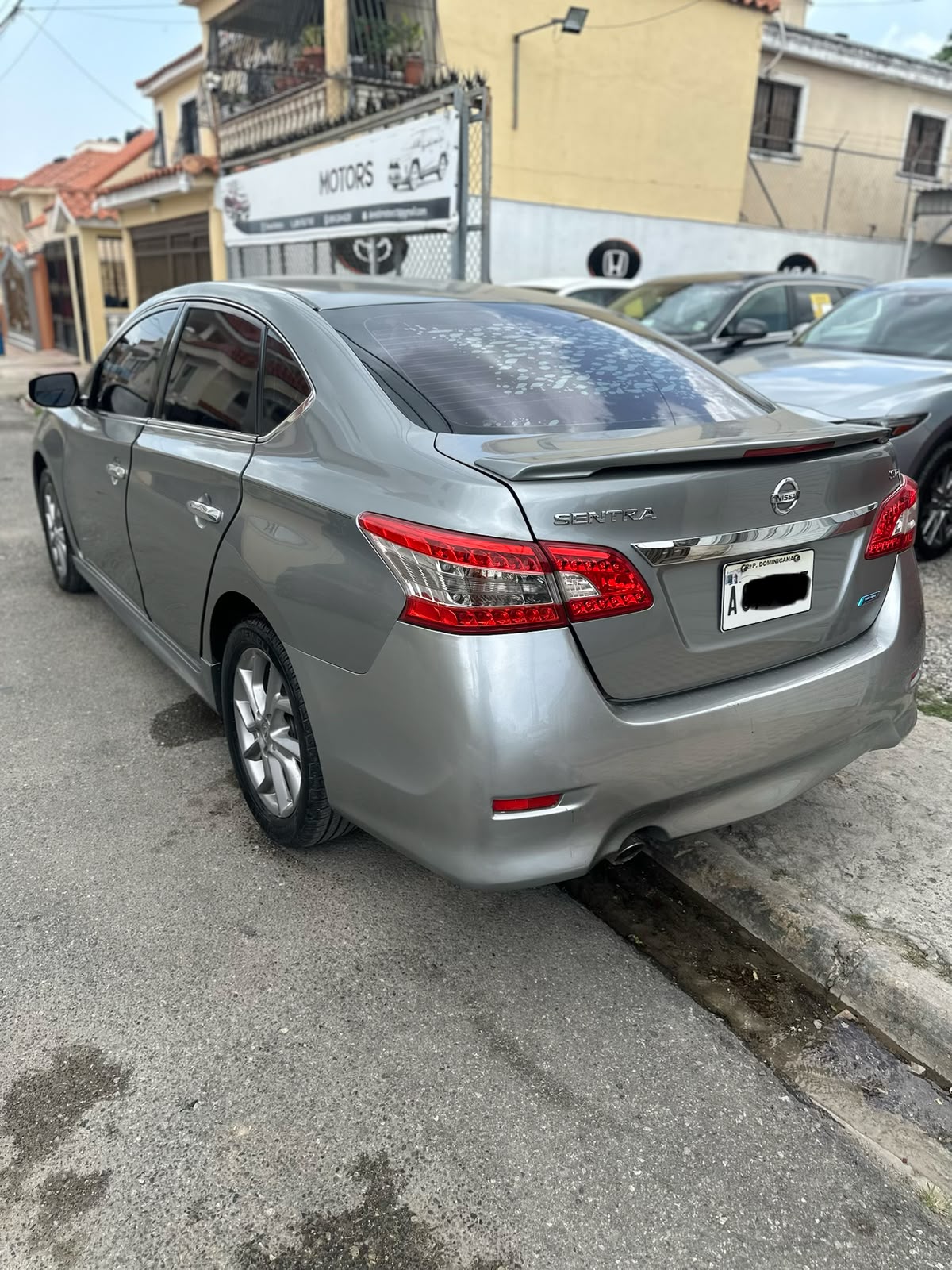 Nissan Sentra SR 2014  Foto 7321568-4.jpg
