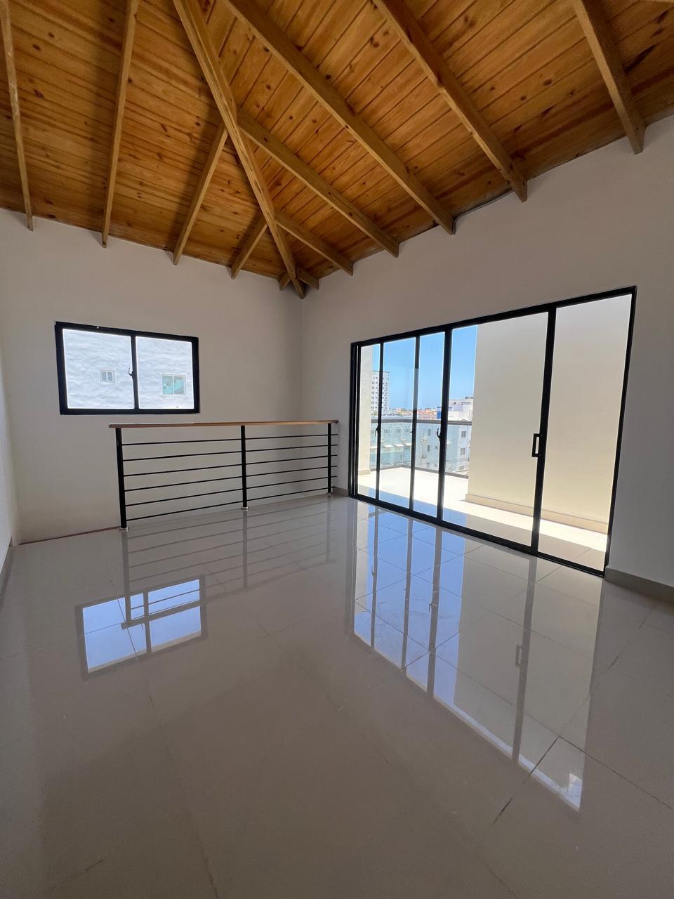 Penthouse en Venta en Los Corales. Foto 7321587-2.jpg