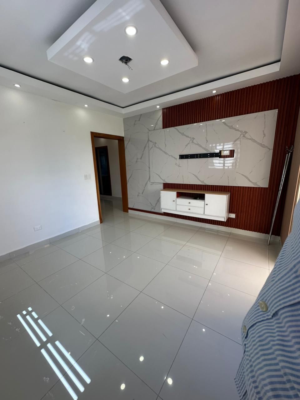 Casa Moderna en Venta en Prado Oriental  3 Habitaciones Jacuzzi y 4 Pa Foto 7321620-6.jpg