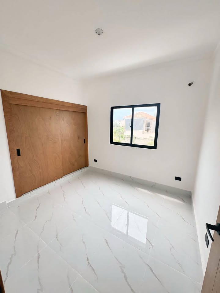 Casa Moderna en Venta en Prado Oriental – Santo Domingo Este Foto 7321632-3.jpg