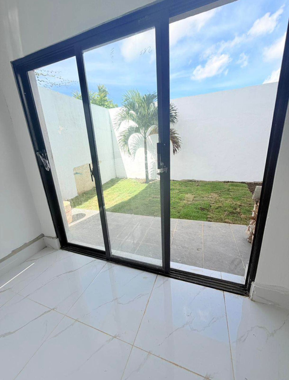 Casa Moderna en Venta en Prado Oriental – Santo Domingo Este Foto 7321636-14.jpg