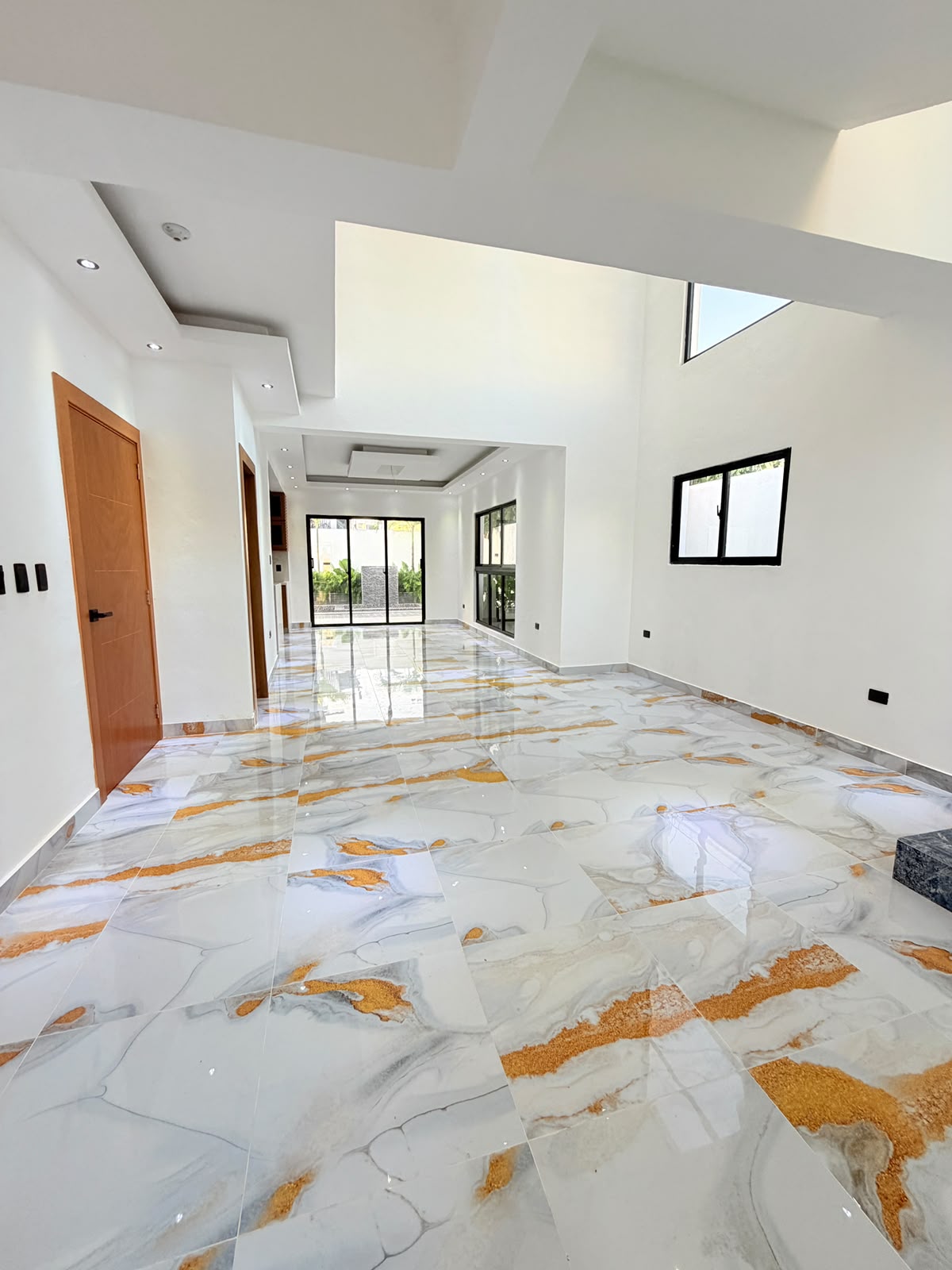 Casa de Lujo en Venta en Autopista San Isidro  4 Habitaciones Piscina  Foto 7321640-2.jpg