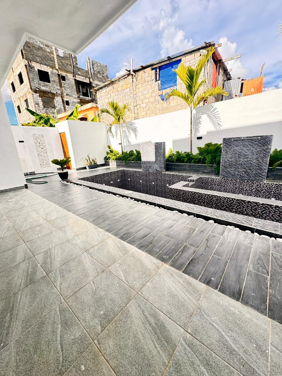 Casa de Lujo en Venta en Autopista San Isidro  4 Habitaciones Piscina  Foto 7321644-14.jpg