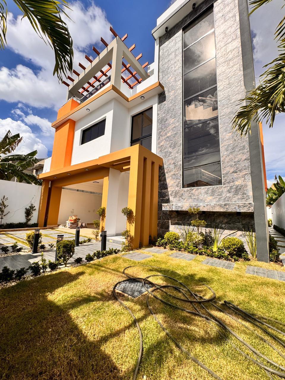 Casa de Lujo en Venta en Autopista San Isidro  4 Habitaciones Piscina  Foto 7321645-13.jpg