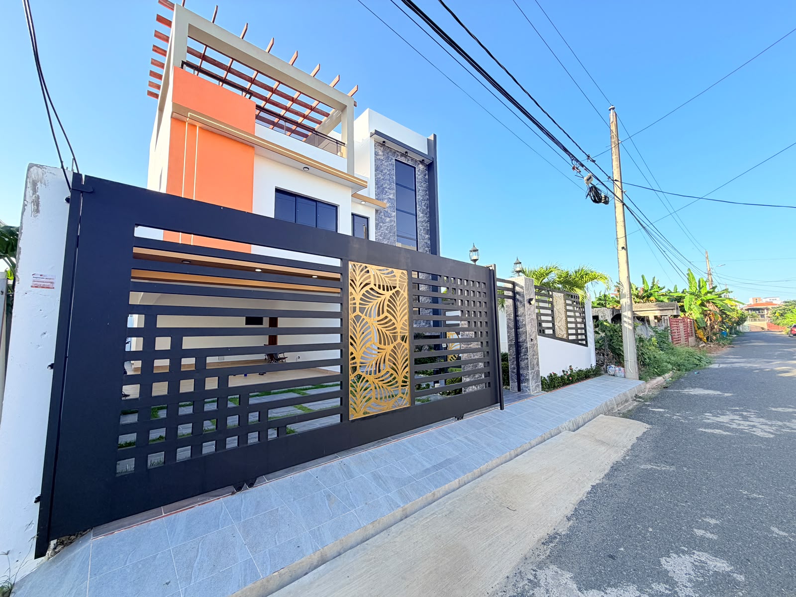 Casa de Lujo en Venta en Autopista San Isidro  4 Habitaciones Piscina  Foto 7321646-2.jpg