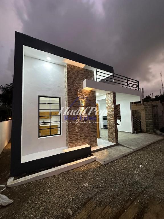  VILLA EN VENTA – RESIDENCIAL KAYLA EL DORAL Foto 7321712-1.jpg