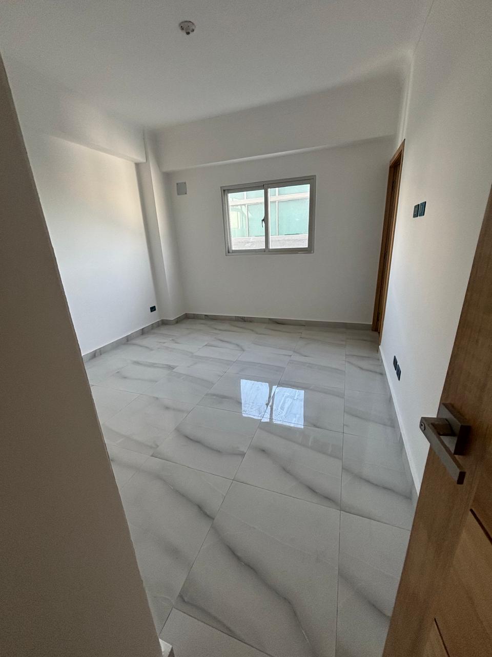 Apartamento nuevo en renta en El Millon Santo Domingo Foto 7321867-1.jpg