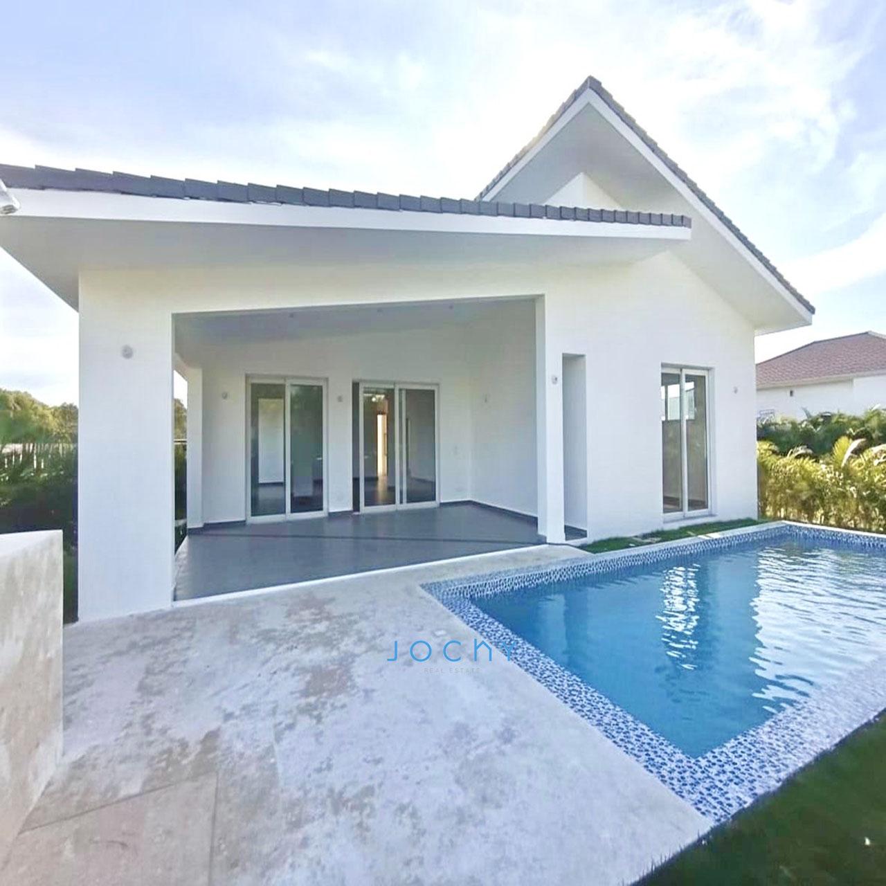 Jochy Real Estate vende villa en La Estancia Golf Resort La Romana R.D Foto 7321931-1.jpg