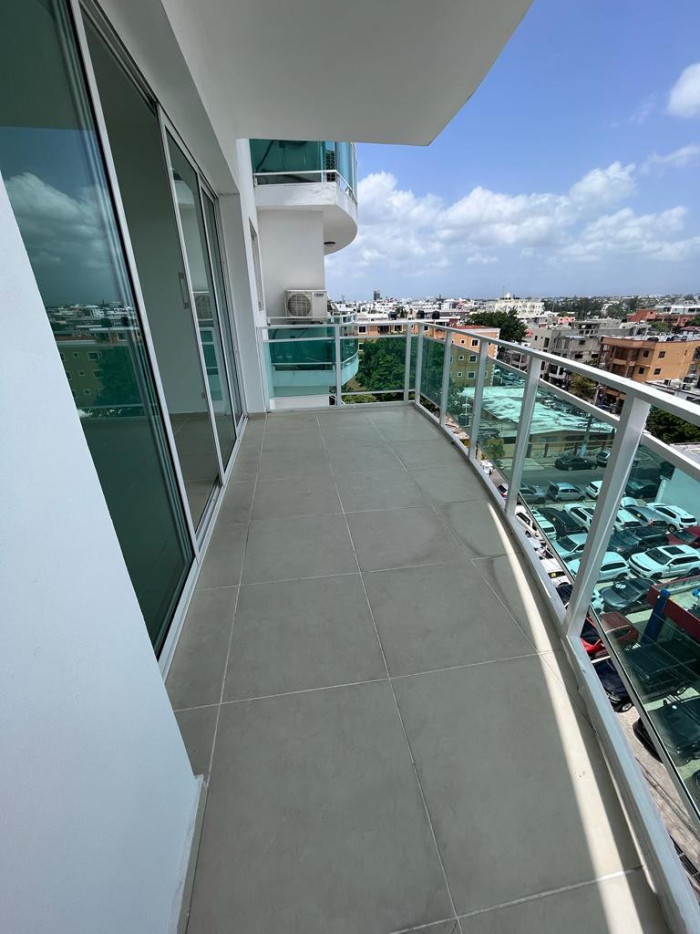 Apartamento con Linea Blanca en Evaristo Morales  Foto 7321940-4.jpg
