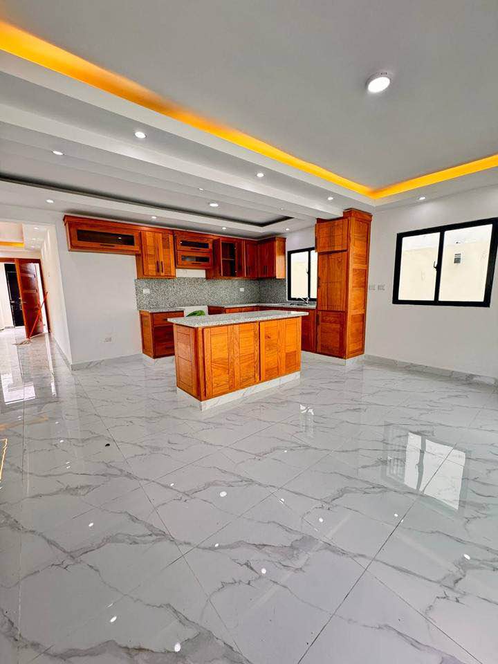 Venta de Hermosa Casa en Prado Oriental – Santo Domingo Este Foto 7322038-8.jpg