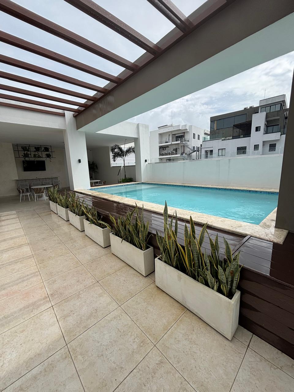 Alquiler de apartamento nuevo en Evaristo Morales Foto 7322060-1.jpg