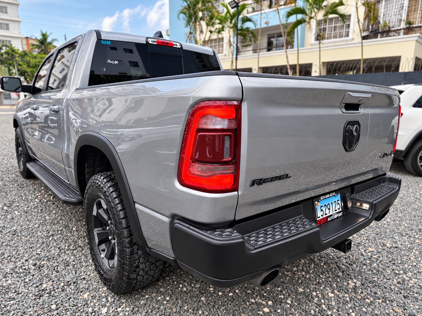 Dodge RAM 1500 Rebel 2020 Foto 7322155-4.jpg