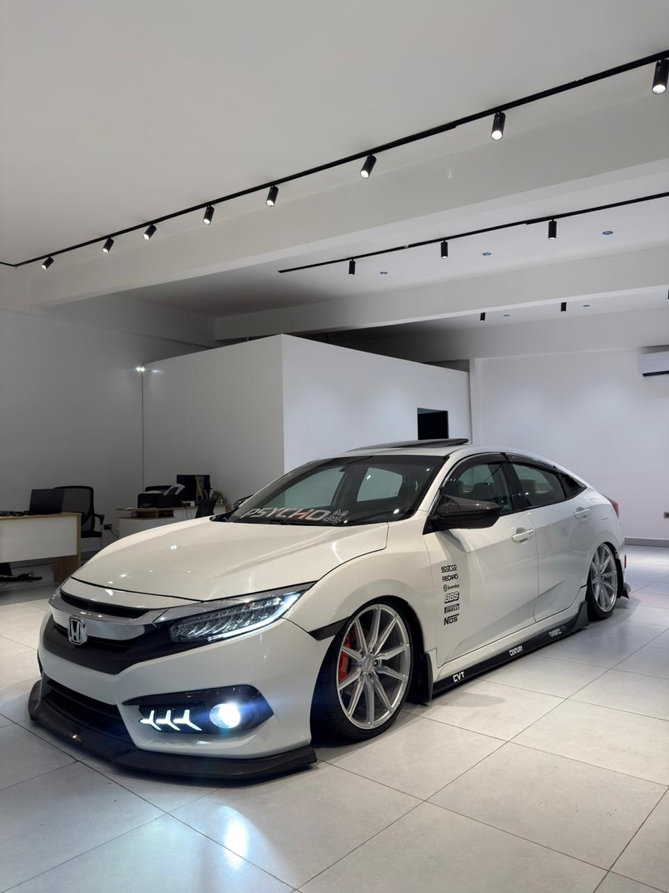 Honda Civic 2018 EX suspensiones de aire Foto 7322483-1.jpg