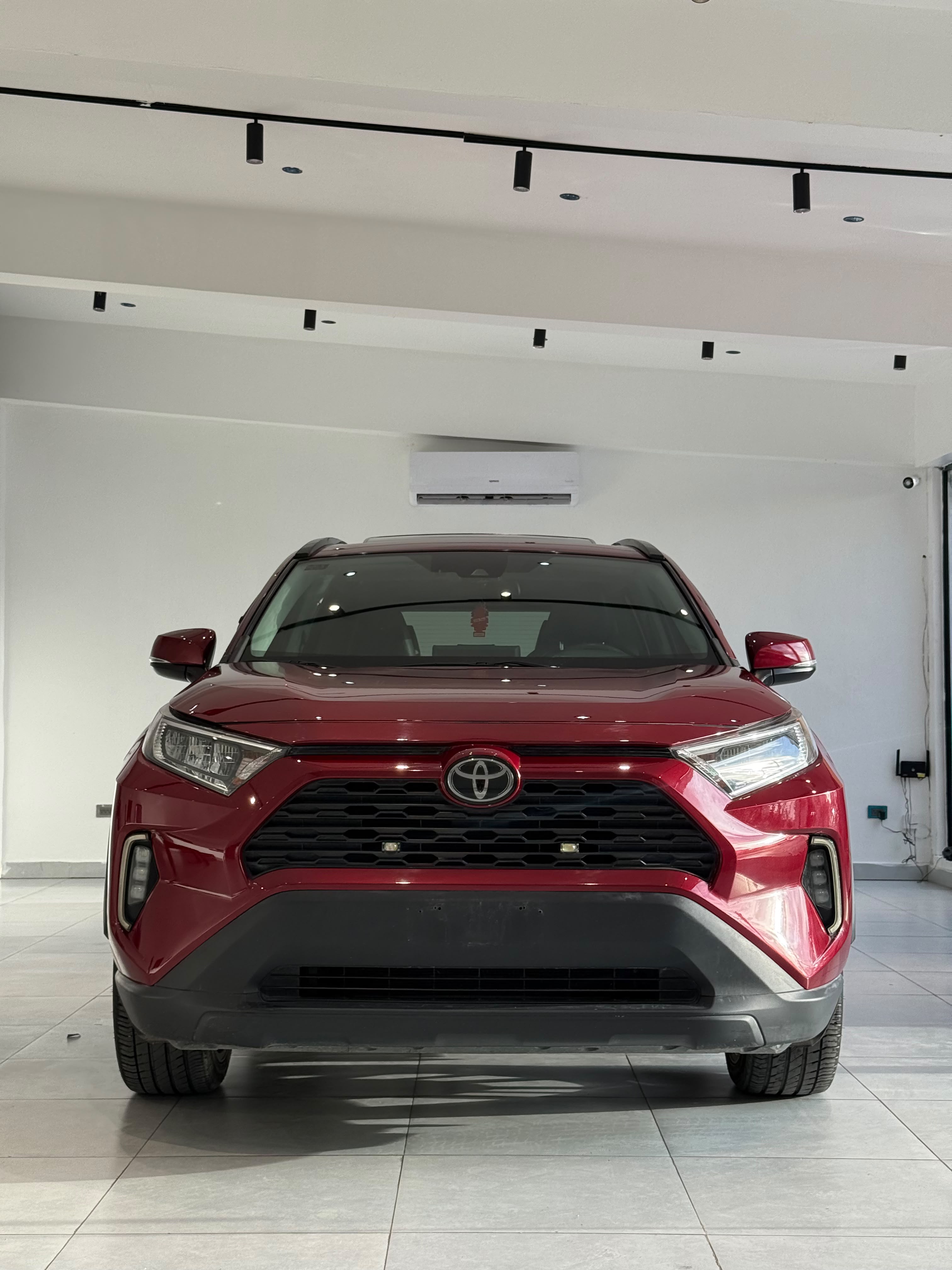 Toyota RAV4 2021 XLE - 1650000 Foto 7322484-2.jpg