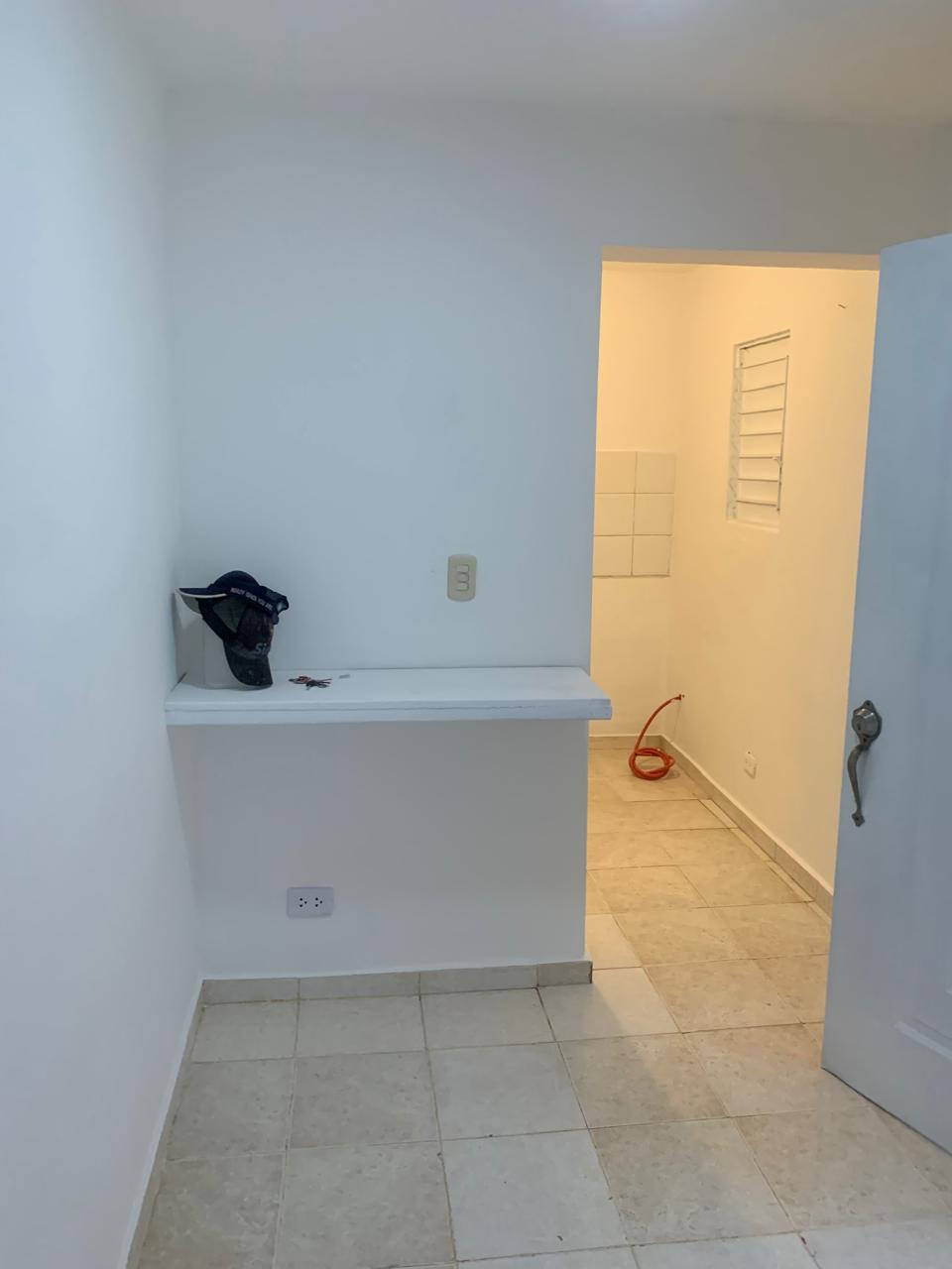 Alquilo apt. estudio segundo piso Foto 7322576-2.jpg