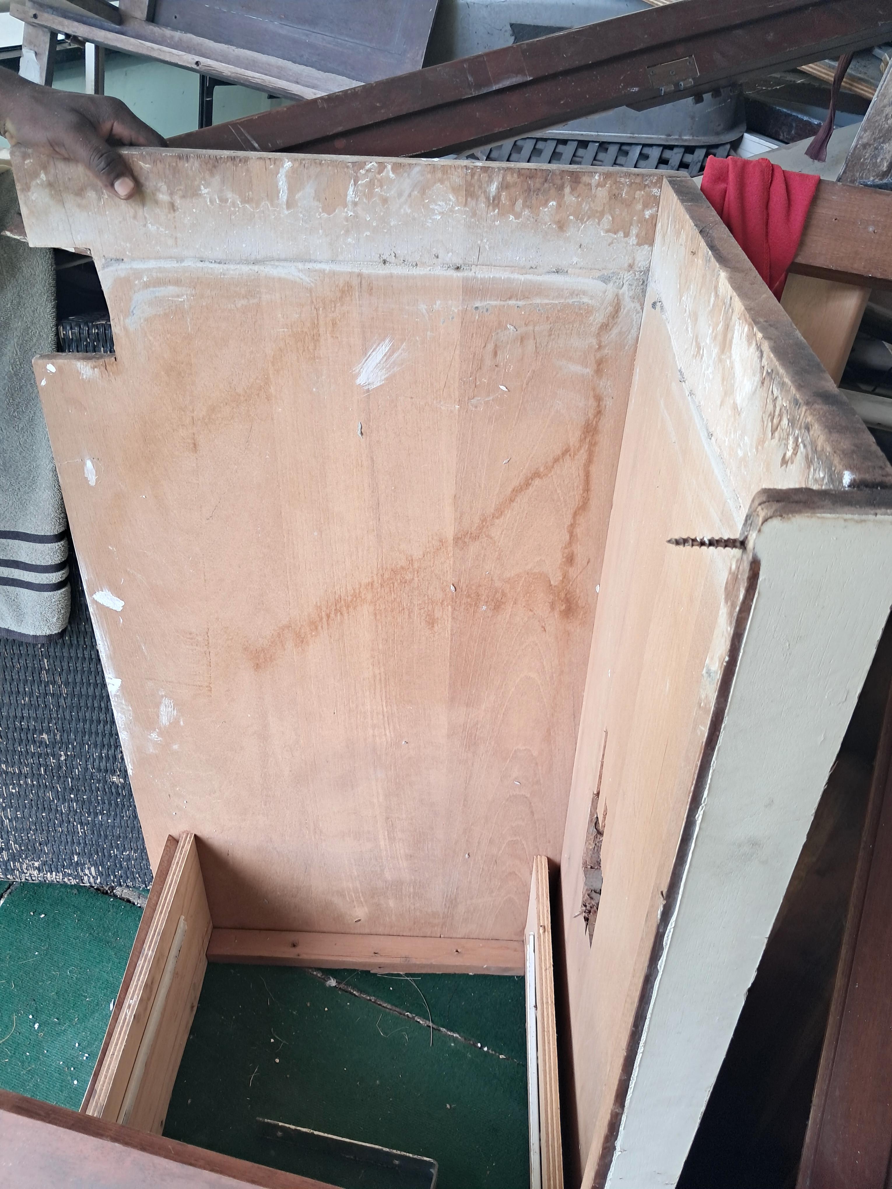 ATENCION EBANISTAS VENDO MADERAS EN CAOBA SE DESMONTÓ DE UNA COCINA Foto 7322657-4.jpg