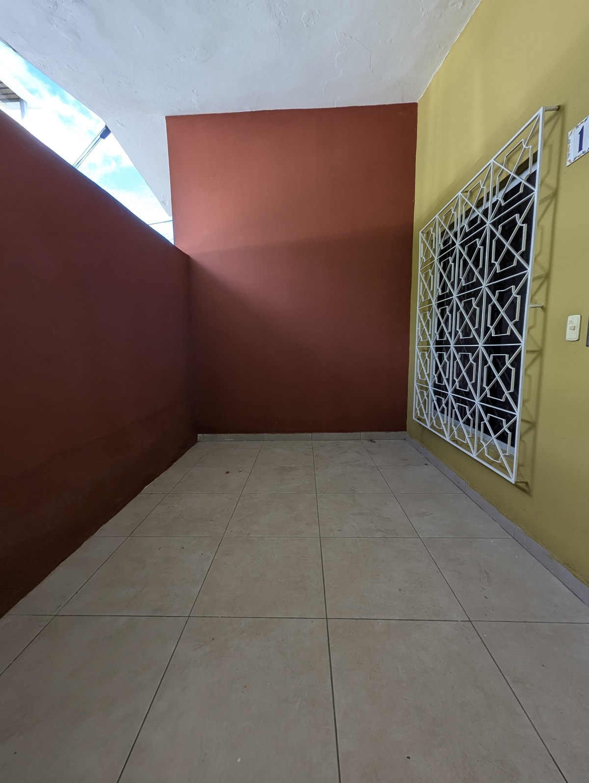 LOCAL COMERCIAL PARA ALQUILER GAZCUE Foto 7322662-4.jpg