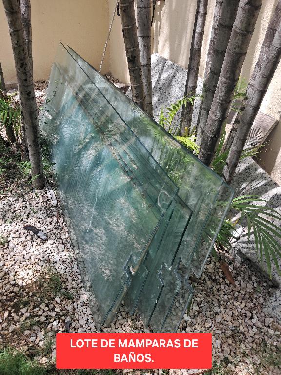MAMPARAS PARA BAÑOS SON VARIAS SE DESMONTÓ DE UNA CASA Foto 7322664-1.jpg