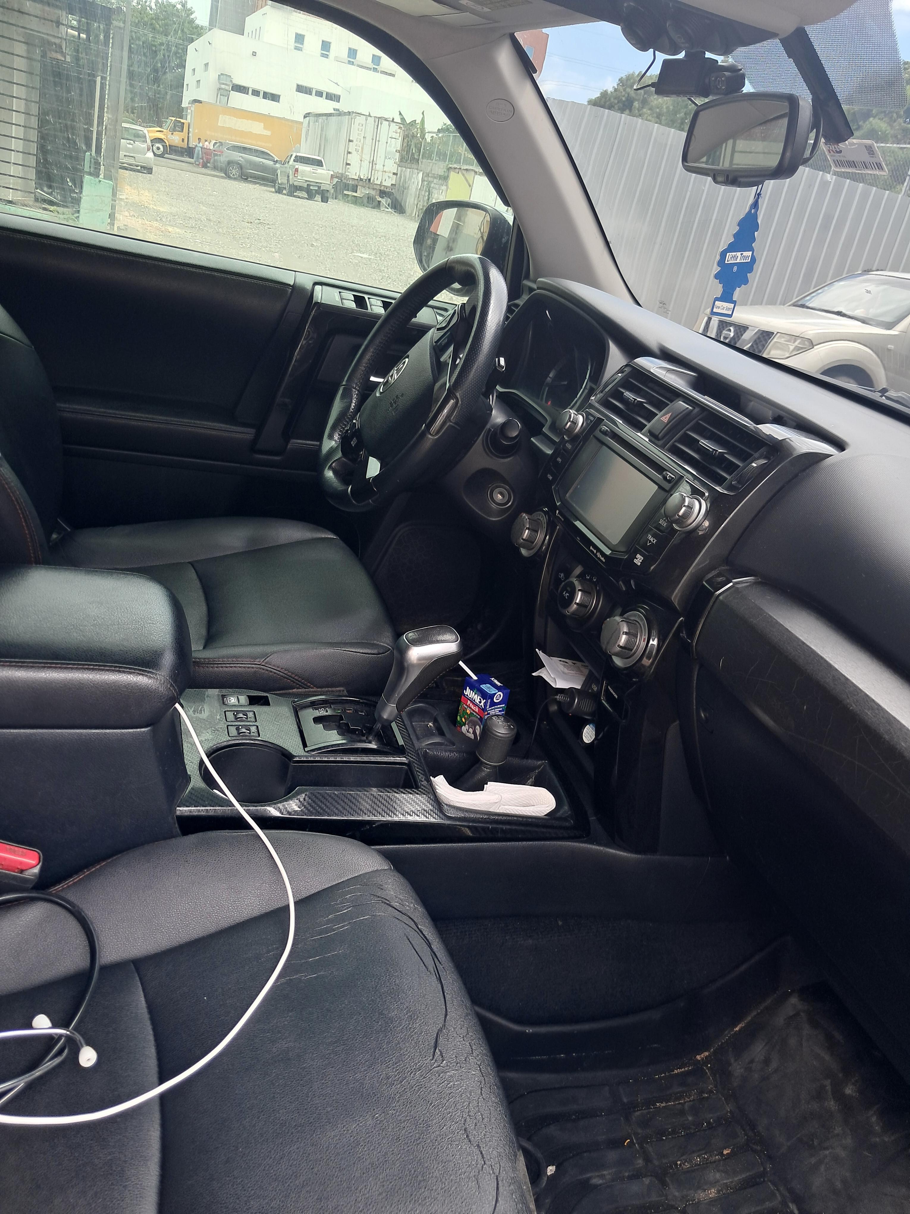 JEEP TOYOTA 4RUNNER SR5 PREMIUM EXCELENTE CONDICIONES. 2017 Foto 7322680-7.jpg