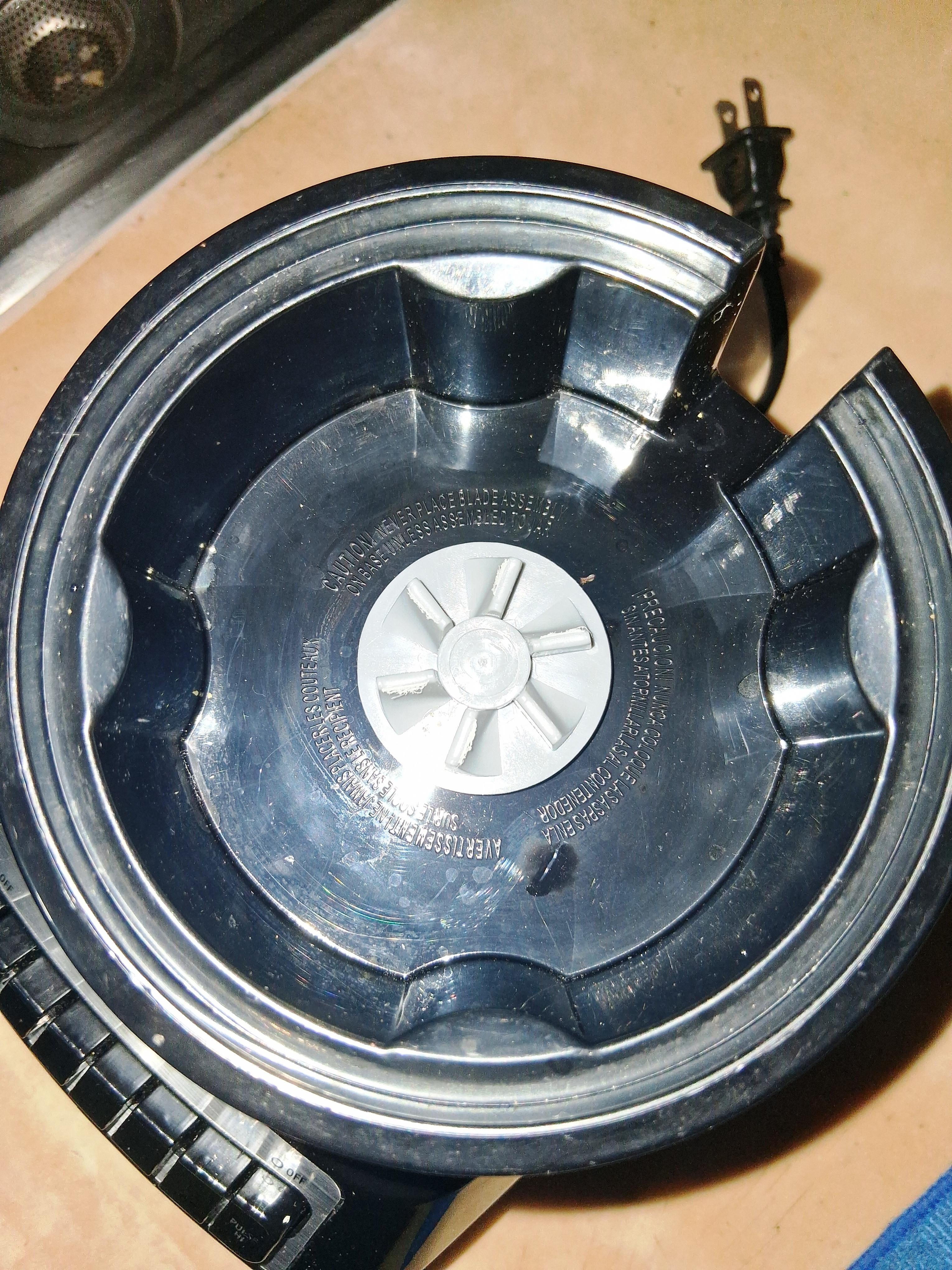 Licuadora Hamilton Beach Wave Crusher 54221G Solo Base  Foto 7322684-2.jpg