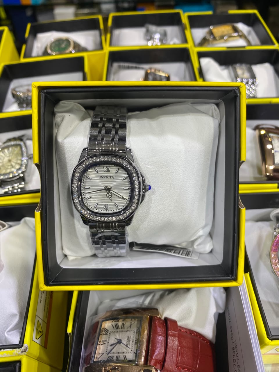 Reloj diferentes  en Santo Domingo Este Foto 7322811-4.jpg