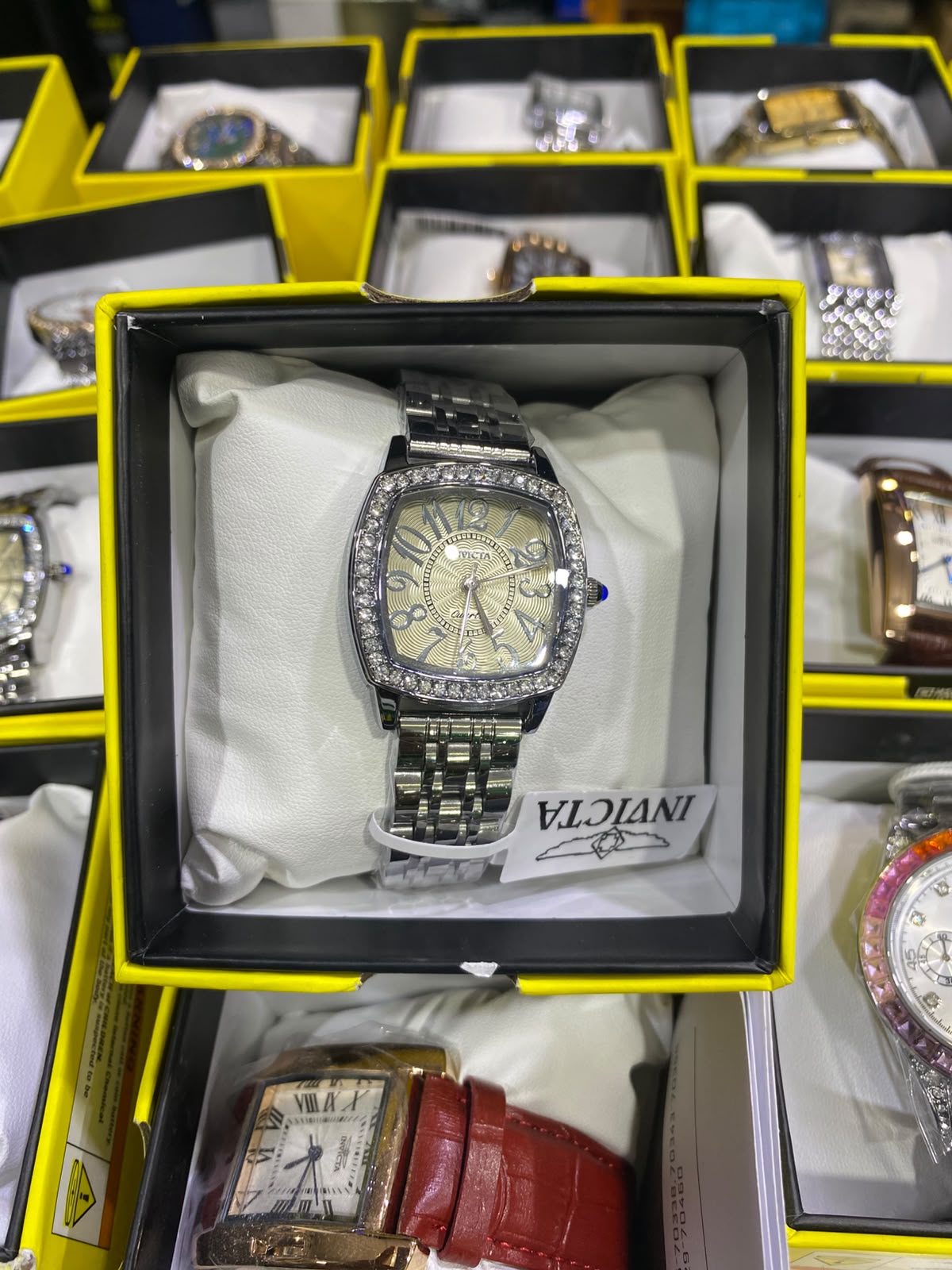 Reloj diferentes  en Santo Domingo Este Foto 7322811-5.jpg