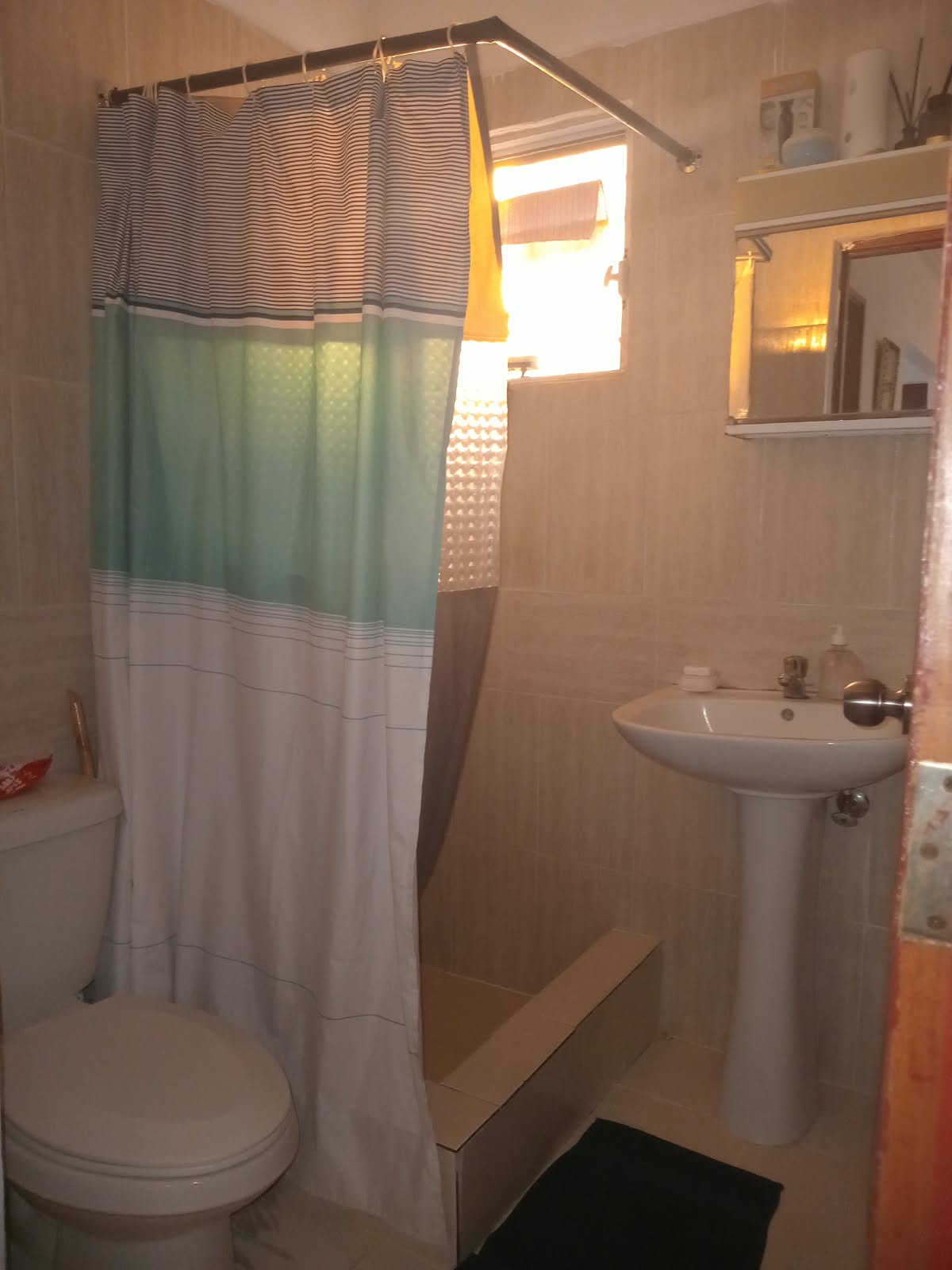 ????Se vende Apartamento en RESIDENCIAL CARMEN RENATA 3 Santo Domingo  Foto 7323024-4.jpg