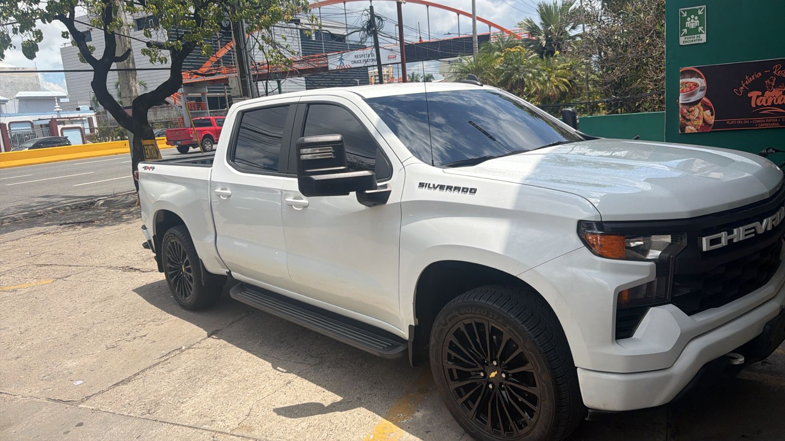 SILVERADO 2022 CUSTOM 4X4 Foto 7323060-7.jpg