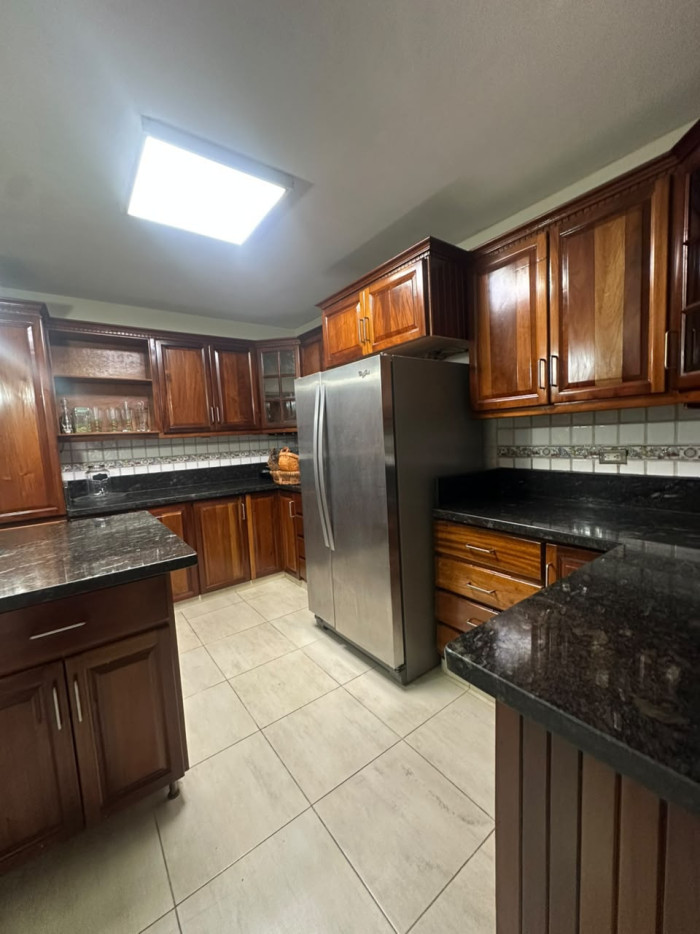 CASA EN VENTA  JARDINES DEL SUR DISTRITO NACIONAL Foto 7323095-13.jpg