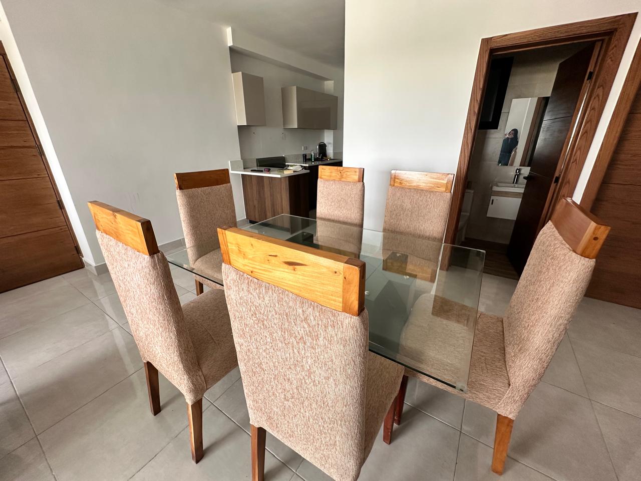 Comedor de 6 Sillas con tope de cristal Foto 7323107-2.jpg