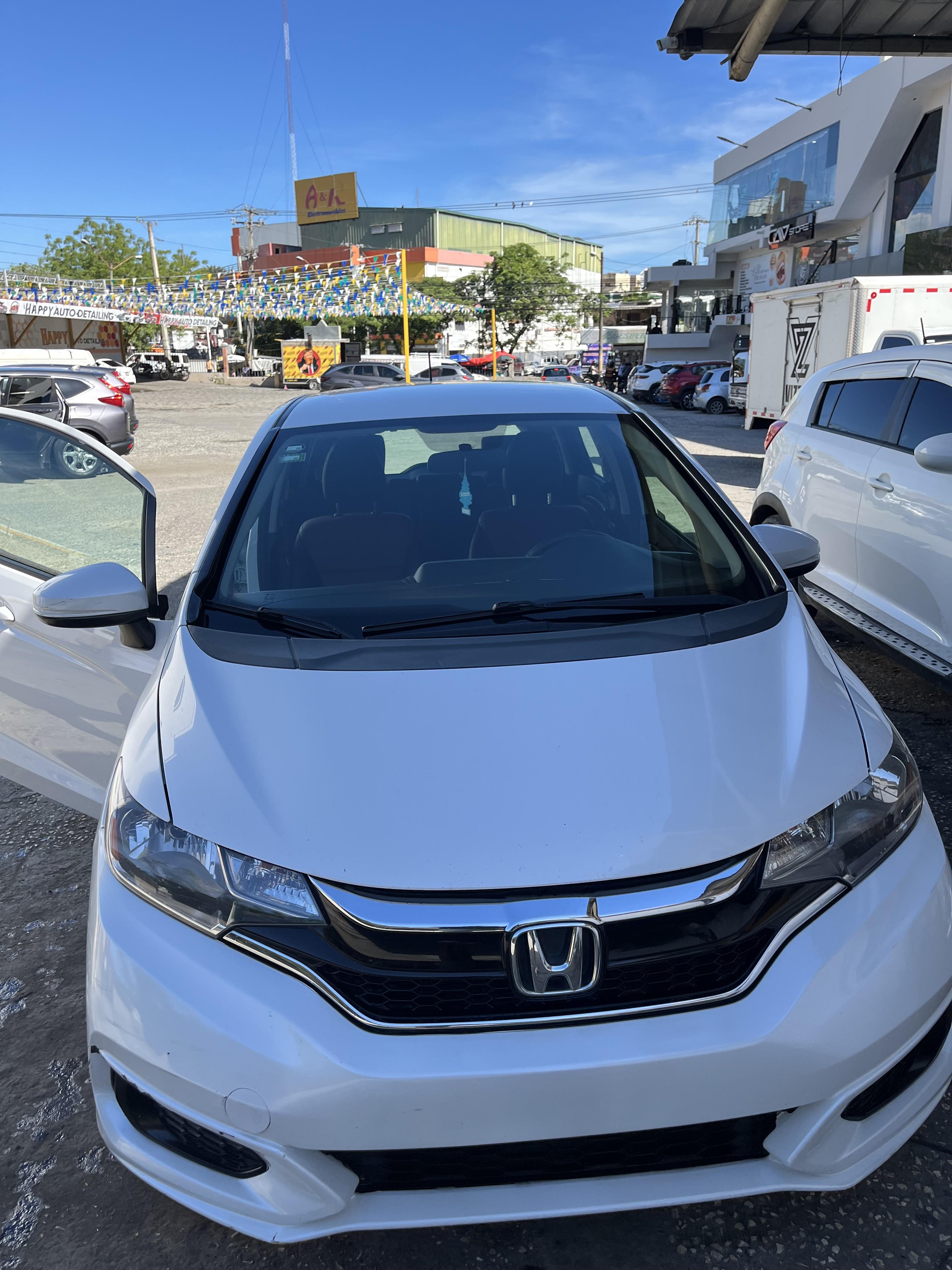 honda fit 2019 blanco perla en La Vega Foto 7323124-10.jpg