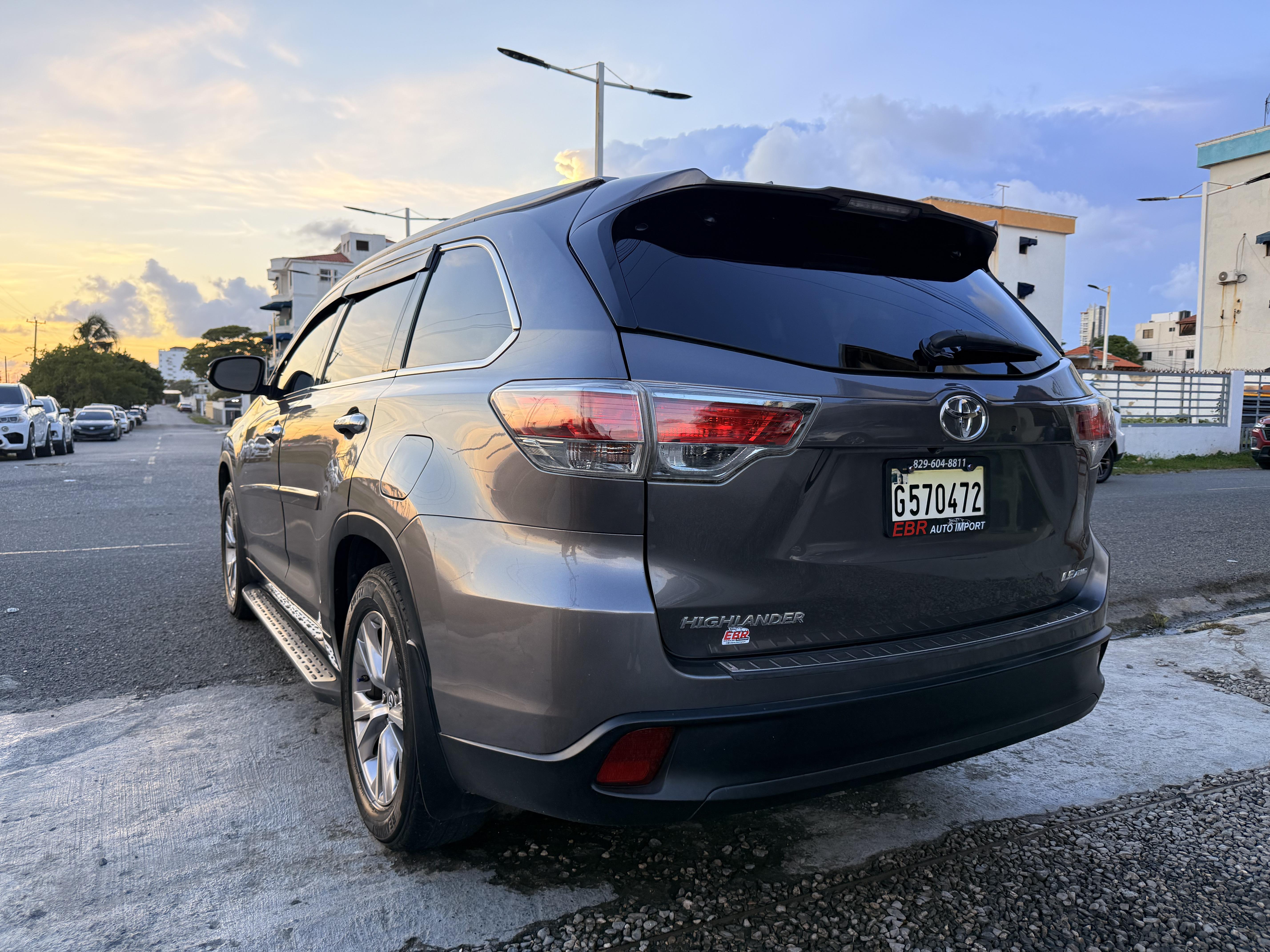 Toyota Highlander LE Plus AWD 2016 Foto 7323130-4.jpg